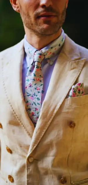 Accessories for men’s linen suits: watches, ties, and pocket squares