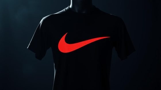 mens reflective print tshirt